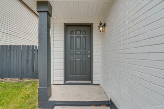9958 Panther Bay in San Antonio, TX - Building Photo - Building Photo