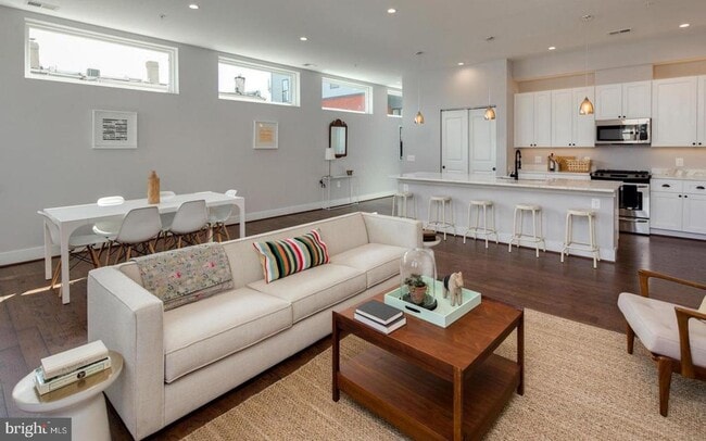 3542 Warder St NW in Washington, DC - Building Photo - Building Photo