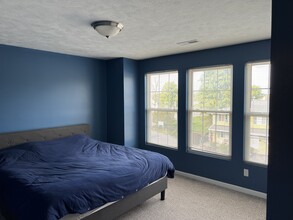 30056 Euclid Ave, Unit 8 in Wickliffe, OH - Building Photo - Building Photo