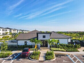 1027 Splash Shot Pl in Davenport, FL - Building Photo - Building Photo