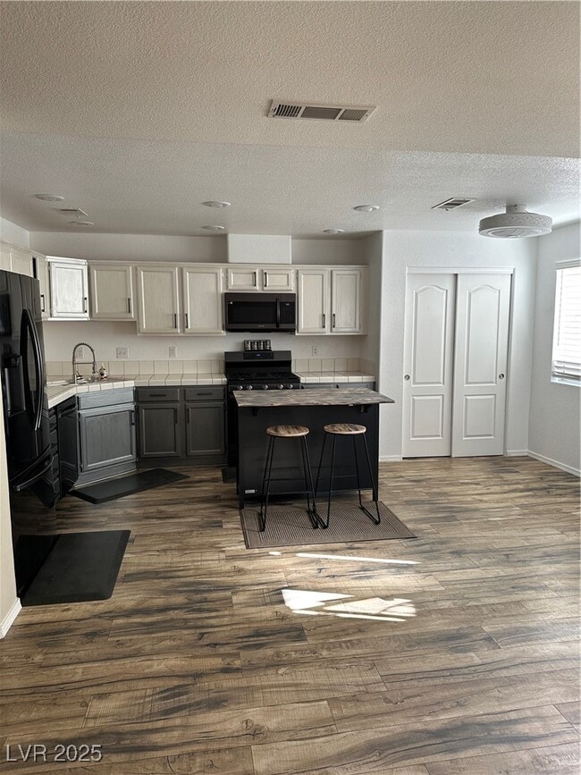 2266 Camel Mesa Dr in Laughlin, NV - Building Photo - Building Photo