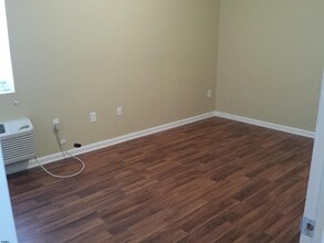 105 W White Horse Pike in Galloway, NJ - Building Photo - Building Photo