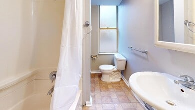 7151 Race St in Pittsburgh, PA - Building Photo - Building Photo