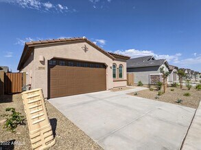 16846 W Las Palmaritas Dr in Waddell, AZ - Building Photo - Building Photo
