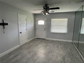 208 N Glen Ave in Tampa, FL - Building Photo - Building Photo