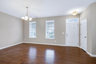 1038 Ileagnes Rd in Raleigh, NC - Building Photo - Building Photo