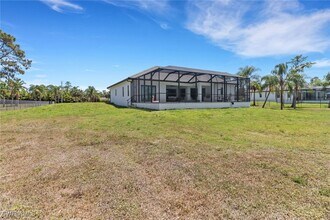 687 23rd St SW in Naples, FL - Building Photo - Building Photo