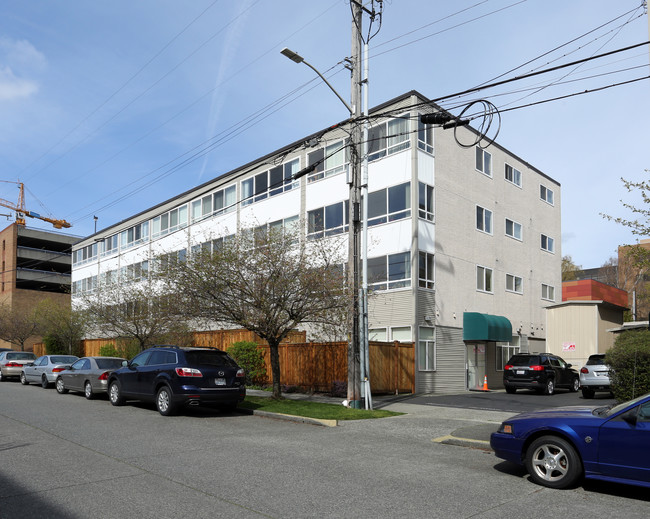 Central Park Apartments in Seattle, WA - Building Photo - Building Photo