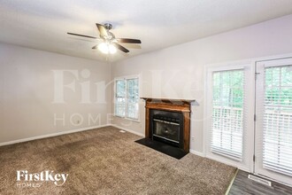 10400 Hellebore Rd in Charlotte, NC - Building Photo - Building Photo