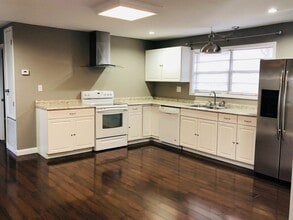319 Juanita St in Gadsden, AL - Building Photo - Building Photo