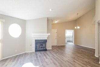 412 Clifton Heights Dr in Las Vegas, NV - Building Photo - Building Photo