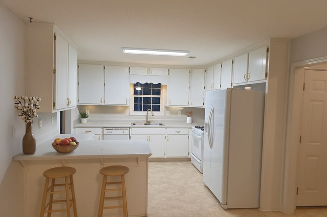 264 Keller Dr in Mcdonough, GA - Building Photo - Building Photo