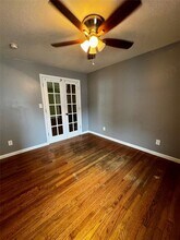 94 Hardy Ln in Westbury, NY - Building Photo - Building Photo