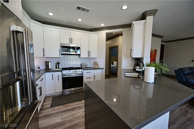 property at 10161 Bentley Oaks Ave