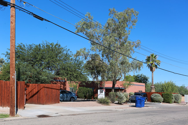 Sycamore in Tucson, AZ - Foto de edificio - Building Photo