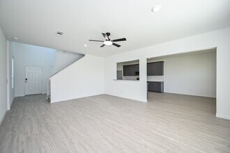 23547 Autumn Harvester Dr in Hockley, TX - Foto de edificio - Building Photo