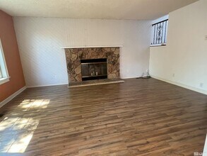 1890 Camelback Dr in Sparks, NV - Building Photo - Building Photo