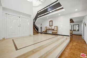 2846 Royston Pl in Beverly Hills, CA - Building Photo - Building Photo