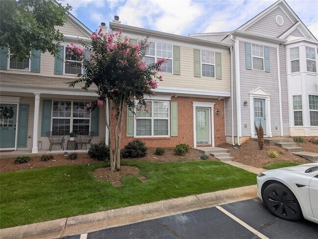 property at 1010 Prestwyck Ct