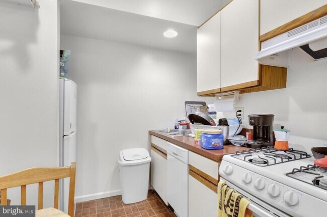 258 S 9th St in Philadelphia, PA - Building Photo - Building Photo