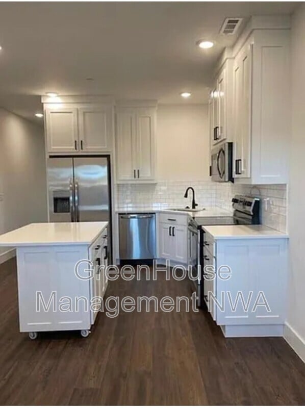 503 S 7th St in Rogers, AR - Building Photo - Building Photo