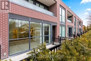 45 Broadfield Dr in Toronto, ON - Building Photo