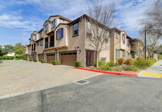 491 Prosperity Dr in San Marcos, CA - Building Photo - Building Photo