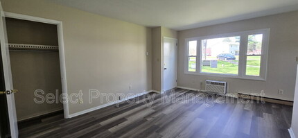 3839 Sleepy Hollow Ln in Fort Wayne, IN - Building Photo - Building Photo