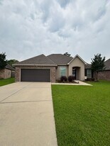 160 Gulfstream Ln in Shreveport, LA - Building Photo