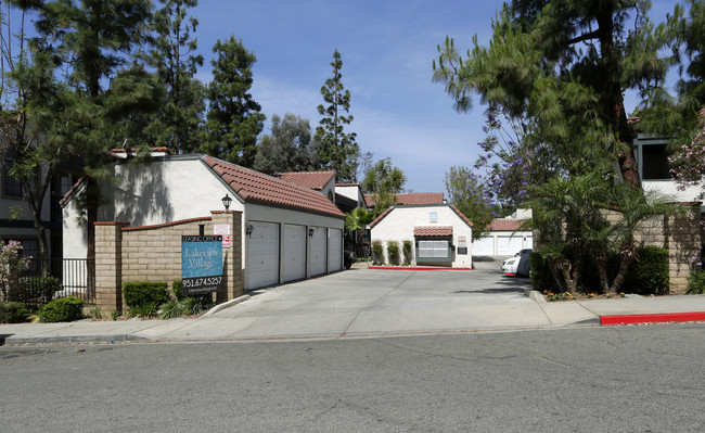 Lakeview Village in Lake Elsinore, CA - Building Photo - Building Photo