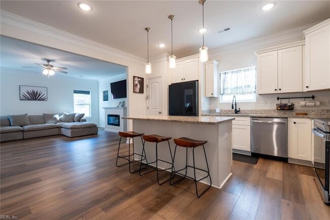 1536 Beekman St in Norfolk, VA - Foto de edificio - Building Photo