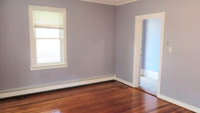 32 Lincoln Rd in Newton, MA - Building Photo - Building Photo