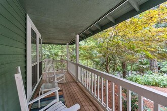 19522 NE 202nd Pl in Woodinville, WA - Building Photo - Building Photo