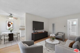 2637 S Centinela Ave in Santa Monica, CA - Building Photo - Building Photo