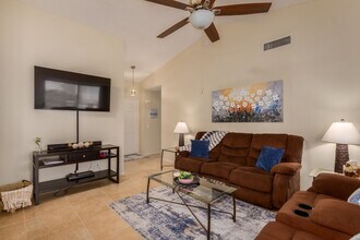 1692 E Palm Beach Dr in Chandler, AZ - Building Photo - Building Photo