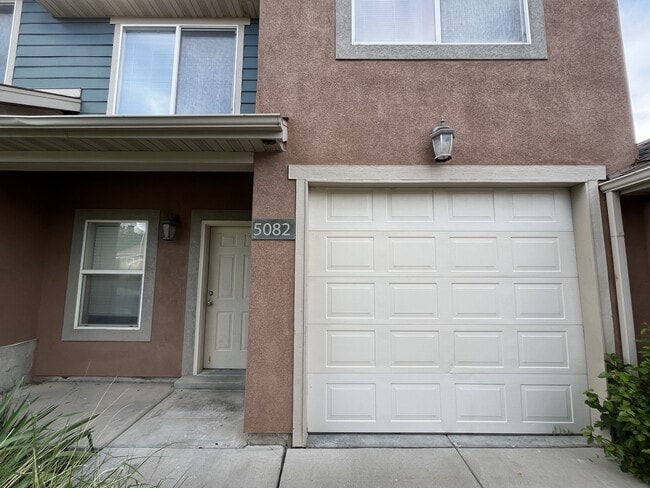 property at 5082 W Wind Rock Ln