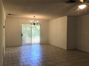 1120 N Brickell Dr in Deltona, FL - Building Photo - Building Photo