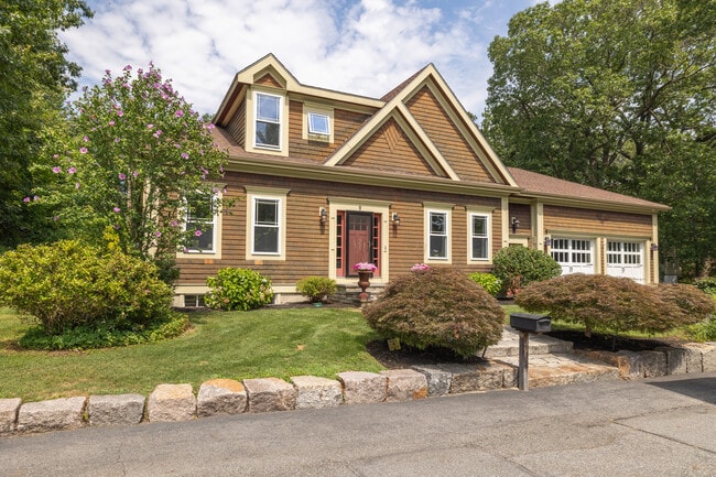 9 Washington Ave in Woburn, MA - Building Photo - Building Photo