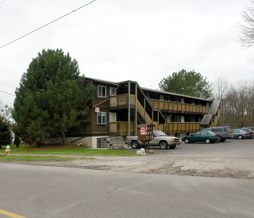 480 Massillon Rd in Akron, OH - Building Photo