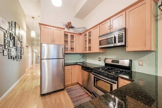 203 Pavonia Ave, Unit F315 in Jersey City, NJ - Building Photo - Building Photo