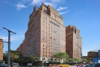 London Terrace Towers in New York, NY - Foto de edificio - Building Photo