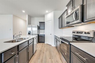 13153 N Haven Wy in Providence Village, TX - Building Photo - Building Photo