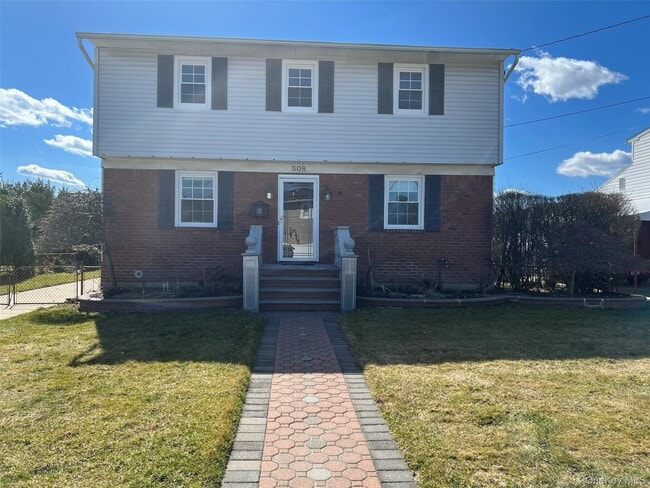 property at 508 Chamberlin St