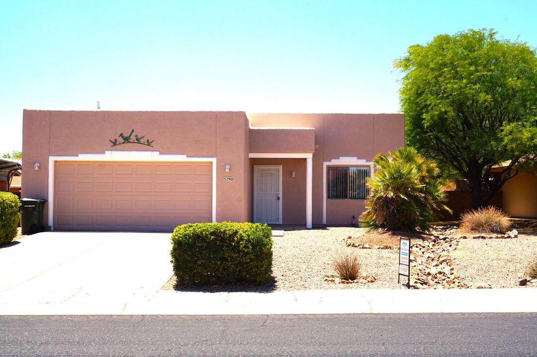 5290 Highland Shadows Dr in Sierra Vista, AZ - Building Photo