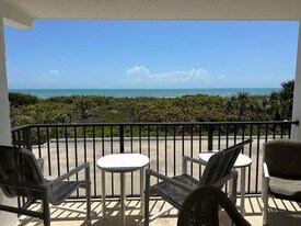 4600 Ocean Beach Blvd in Cocoa Beach, FL - Building Photo