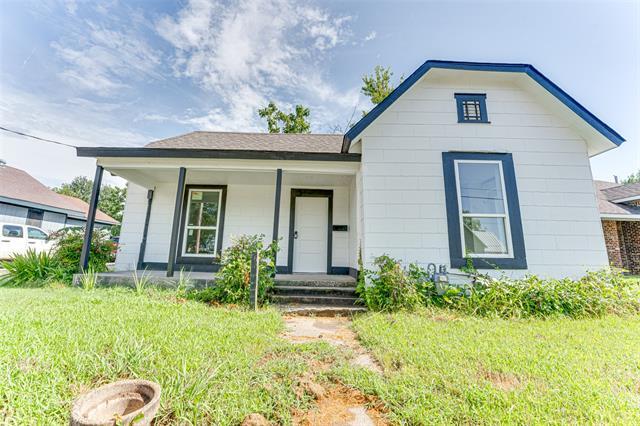 property at 1613 Jones St