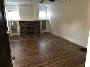 1463 Riverside Dr, Unit #1 in Lakewood, OH - Building Photo - Building Photo