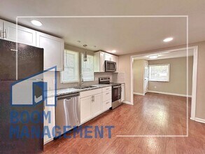 200 Rencher St in Hillsborough, NC - Building Photo - Building Photo