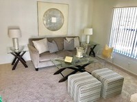 Living Room - Colony Park Apartamentos in Mobile, Alabama