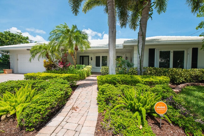 property at 1300 Walnut Terrace